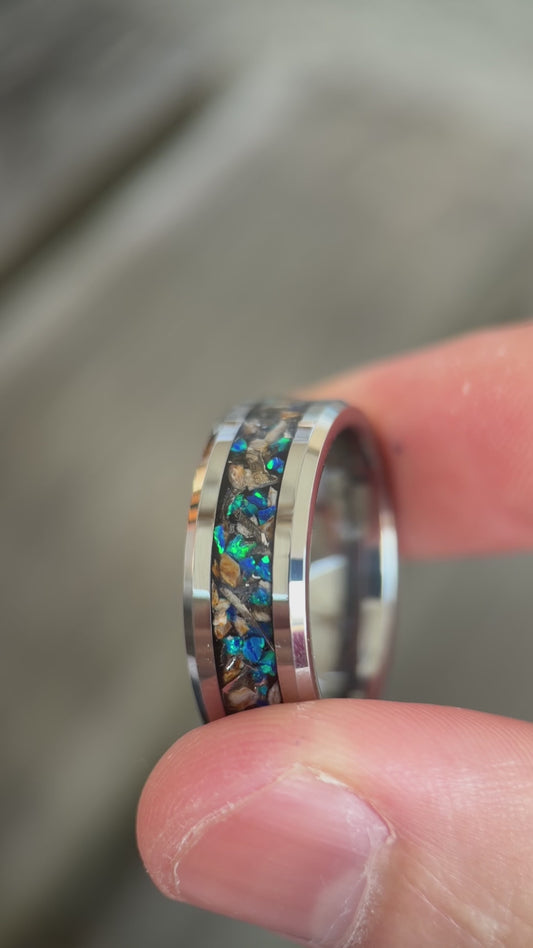 Echter Dinosaurierknochen, Meteorit und blauer Opal, Wolframring
